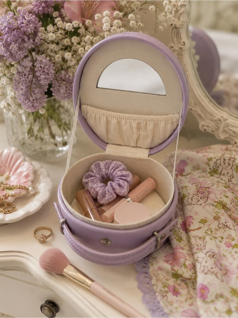 Vintage 90s Enesco This Little Piggy Round Cosmetic Vanity Box Case Lilac Rare